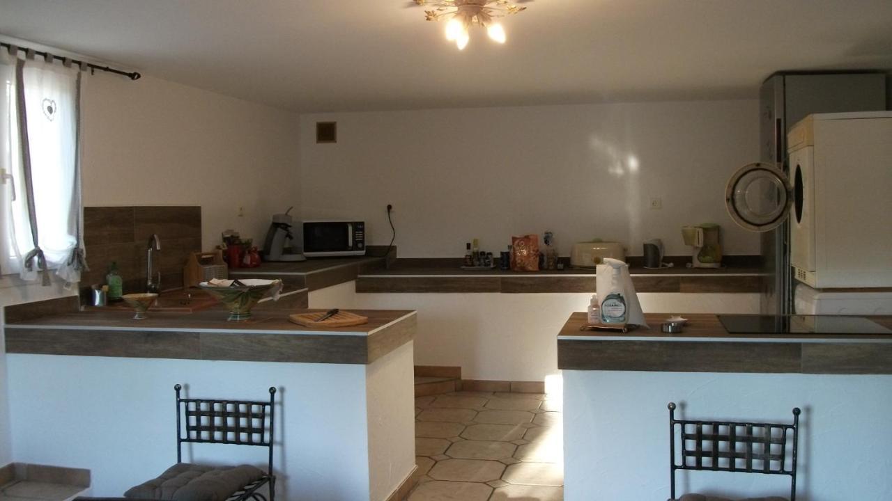 T2 dans la région Bastiaise vue sur la mer Furiani Extérieur photo